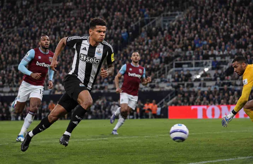 William Osula sprints clear of the Newcastle United defence, showing the pace behind 2026's rising football strikers
