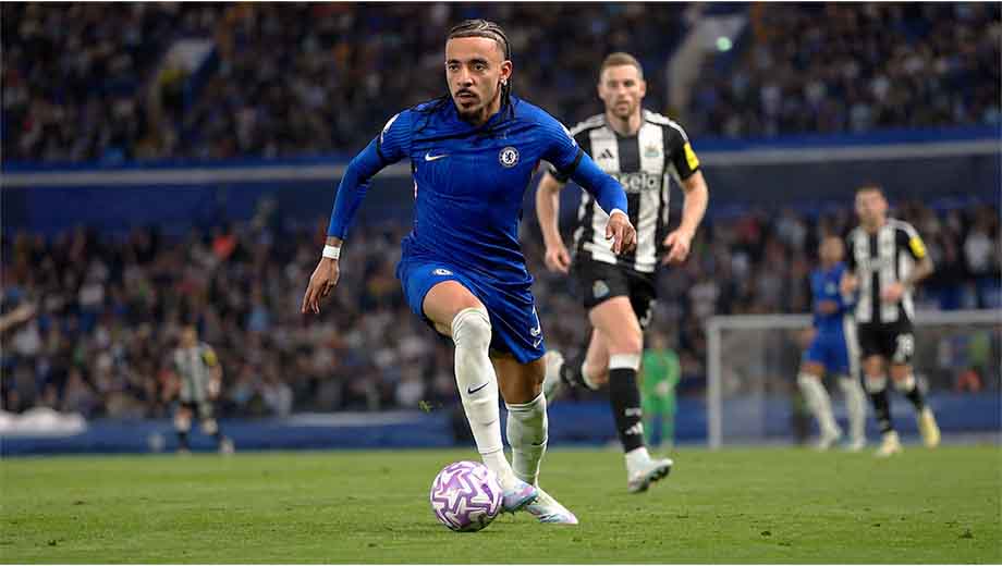 Malo Gusto attacking for Chelsea as an upcoming defender 2026 to watch